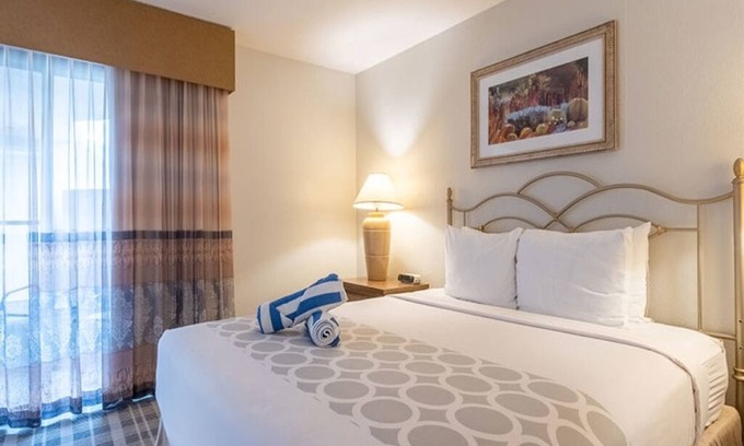 Baristo Resort | 2 Bd Suite