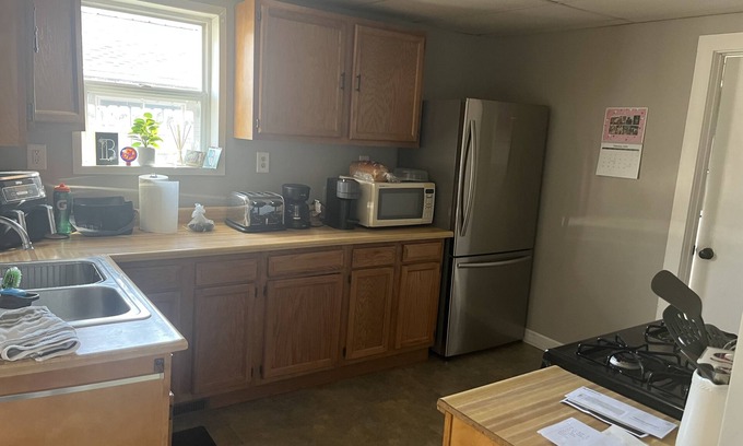 Oshkosh House | 2 Bed, 1 Bath house