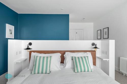Barbican House | 2 Bed - Apartment No. 1 Windsor Villas