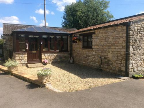 Bishop Sutton House | 2 Bed in Bath 56550