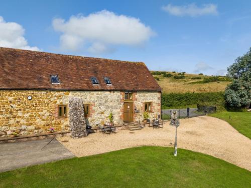 Godshill House | 2 Bed in Godshill 95174