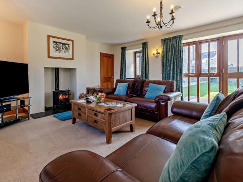 Mabe House | 2 Bed in Helston ROSEB