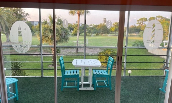 Bradenton Condo | 2 Bedroom 2 bath condo minuets away from beautiful beaches of Anna Maria Island