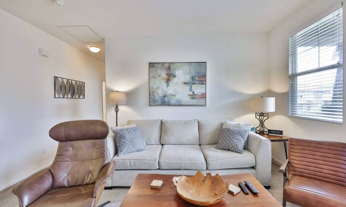 San Diego Condo | 2 Bedroom 2 Bath Luxury Condo