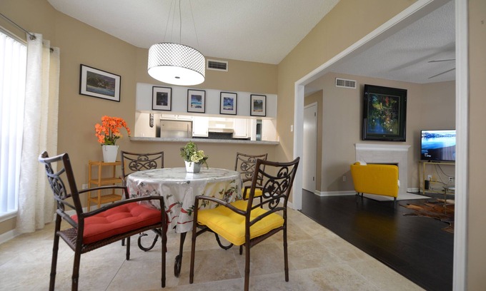 Westchase House | 2 Bedroom 2-bathroom townhome & yard