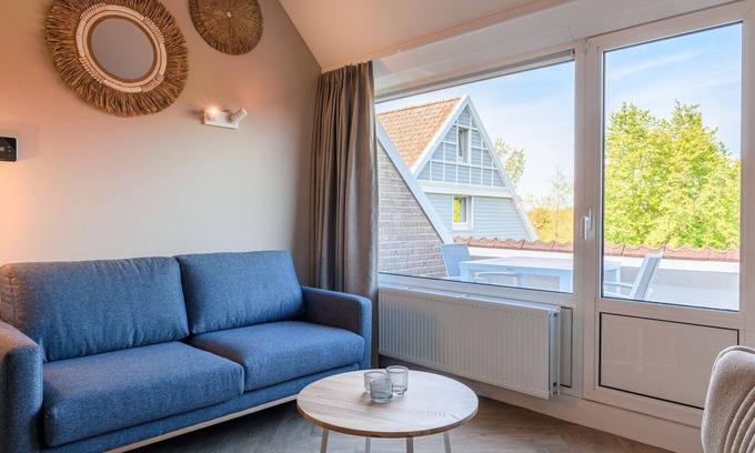 Bruinisse Apartment | 2 bedroom accommodation in Hageweg 'T Centrum