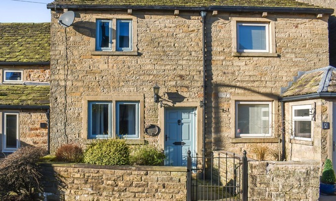 Worsthorne Cottage | 2 bedroom accommodation in Worsthorne