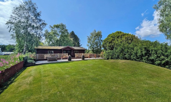 Inverness Cottage | 2 bedroom accommodation in Redfield