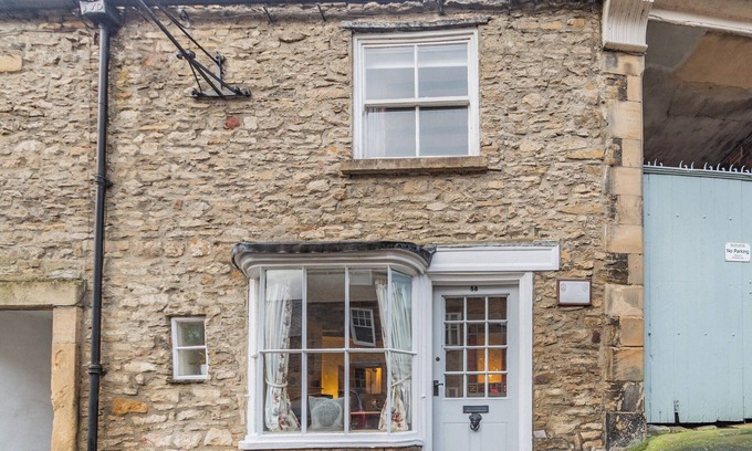 Richmond Cottage | 2 bedroom accommodation in Richmond