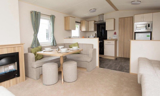 Talybont House | 2 bedroom accommodation in Tal-Y-Bont, Gwynedd