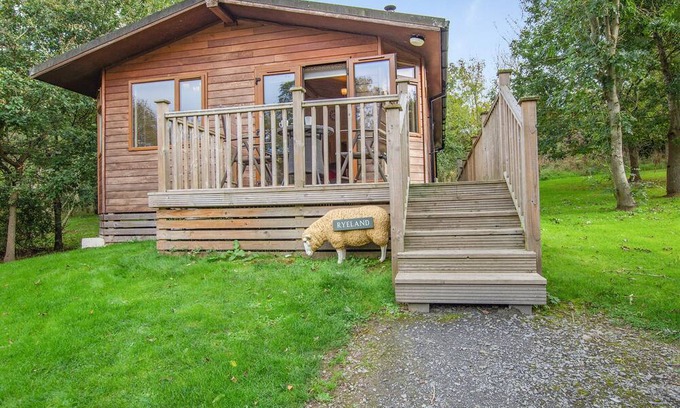 Allithwaite Ski Chalet | 2 bedroom accommodation in Cartmel