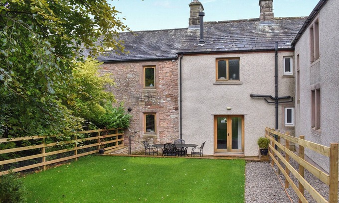 Greystoke Cottage | 2 bedroom accommodation in Greystoke, near North Lakes