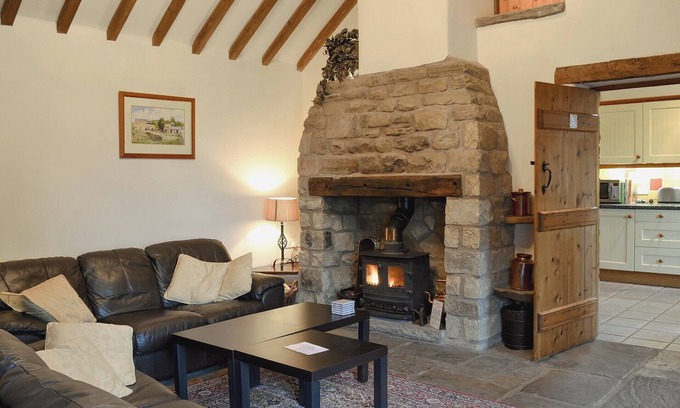 Hollinsclough Cottage | 2 bedroom accommodation in Hollinsclough, near Buxton