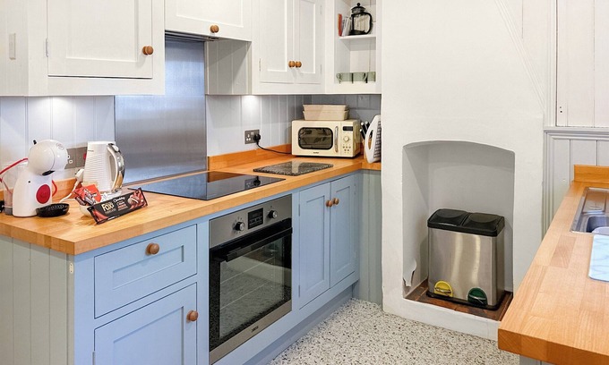 Overstrand Cottage | 2 bedroom accommodation in Overtrand, near Cromer