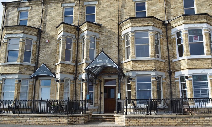 Muston Cottage | 2 bedroom accommodation in Filey