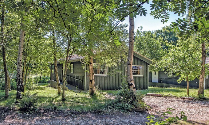 Flaxton Ski Chalet | 2 bedroom accommodation in Flaxton, York