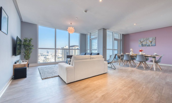 Dubai Media City Apartment | 2 Bedroom Apartment In 23 Marina Tower