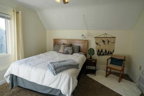 Roosevelt Apartment | 2 Bedroom Apartment near NDSU and Downtown Fargo
