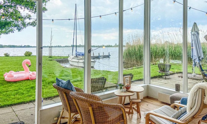 Reeuwijk House | 2 bedroom beautiful home in Reeuwijk