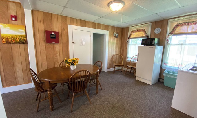 Poland Cottage | 2 Bedroom Cottage at the 500 acre Poland Spring Resort with lots of onsite activities!