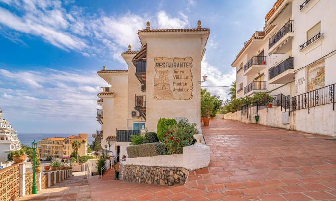 Velilla-Taramay Apartment | 2 bedroom cozy apartment in Almunecar
