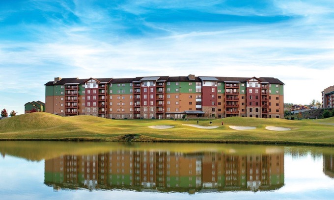 Sevierville Resort | 2 Bedroom Deluxe with Indoor Water park Access. Perfect for the whole family!