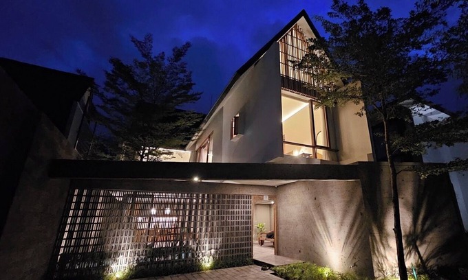 Munggu Villa | 2-Bedroom Minimalist Villa in Parerenan