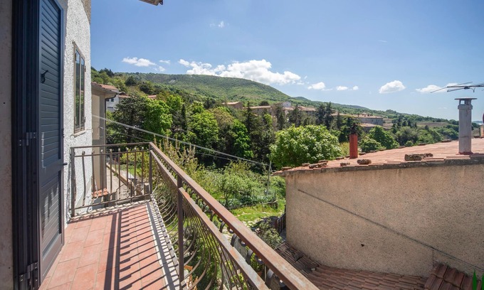 Stribugliano Apartment | 2 bedroom nice apartment in Stribugliano