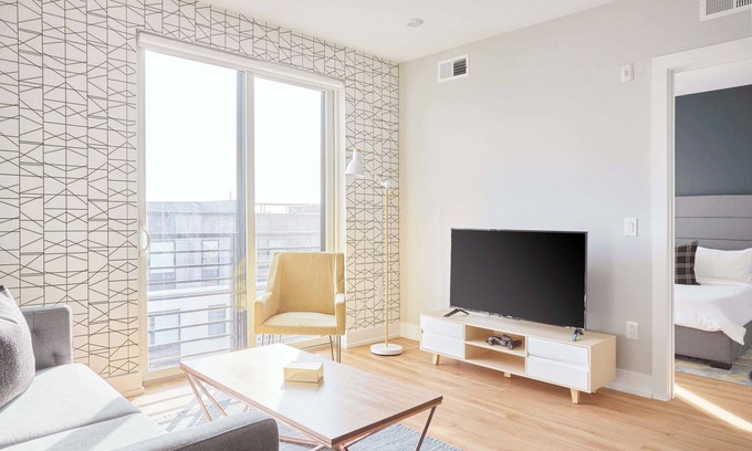 Olde Kensington Apartment | 2-Bedroom Sophisticated Philly Stay