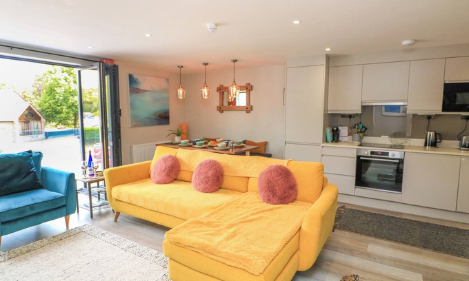 Dartmouth Cottage | 2 DE COURCEY HOUSE in Dartmouth