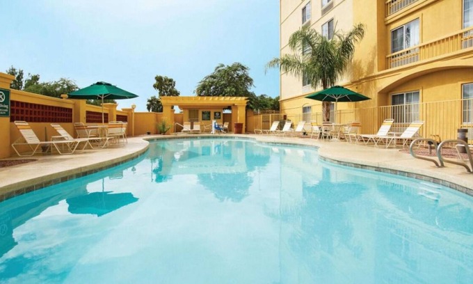 Superstition Springs Hotel | 2 Double Beds at La Quinta Inn & Suites by Wyndham Mesa Superstition Springs