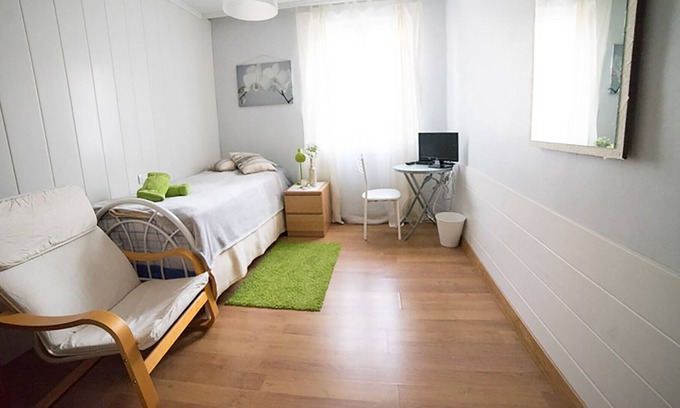 Burlada Condo | 2 kms away from Pamplona downtown. A big exterior room for San Fermin!