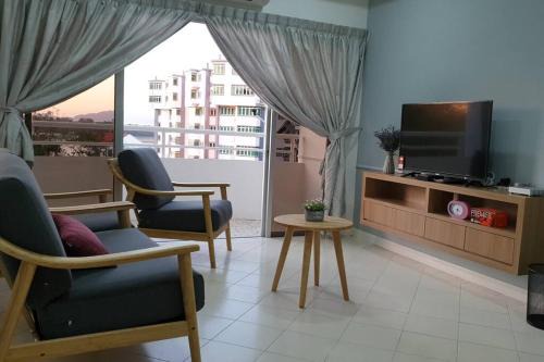 Kota Kinabalu Apartment | 2. Luxury Kristal Condo 2 丹绒亚路高級市中心住宅