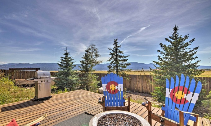 Nathrop House | 2 Mi to Hot Springs: Nathrop Gem w/Fire Pit
