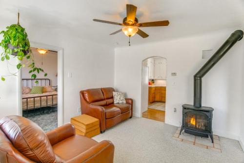 Rigby House | 2 Mi to Snake River Quaint Farmhouse with Patio!