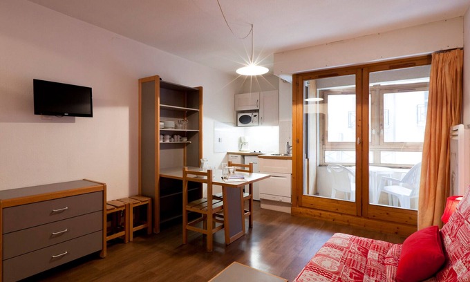 Brides-les-Bains Apartment | 2* Mountain Studio in Brides-les-Bains Center with Wi-Fi & Parking