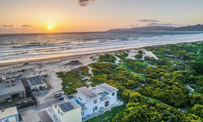 Oceano House | 2 Oceanfront Homes w/Rooftop Deck, Views & Steps to the Sand