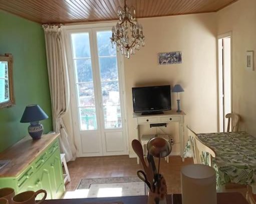 Saint-Martin-Vesubie Apartment | 2 pièces à St Martin Vésubie proche activités
