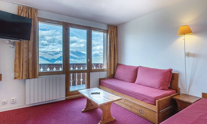 Bellentre Apartment | 2-room apartment, 6pax, balcony, Mont Blanc view, pets ok, near slopes