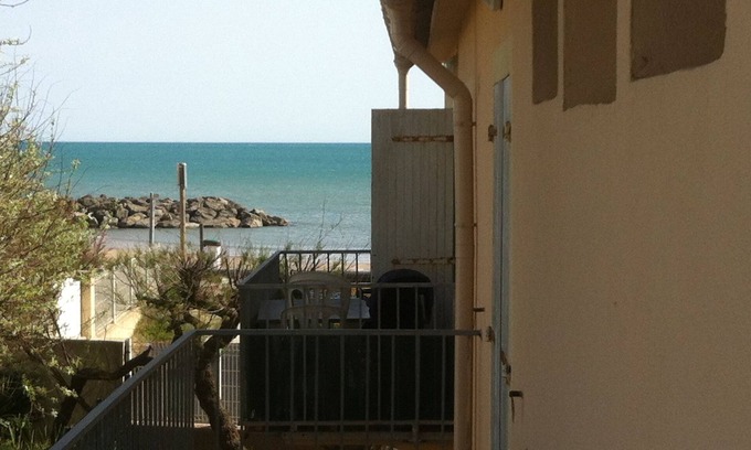 Frontignan Apartment | 2 rooms with terrace, quiet 20 m from the beautiful beach of Frontignan Plage❤️
