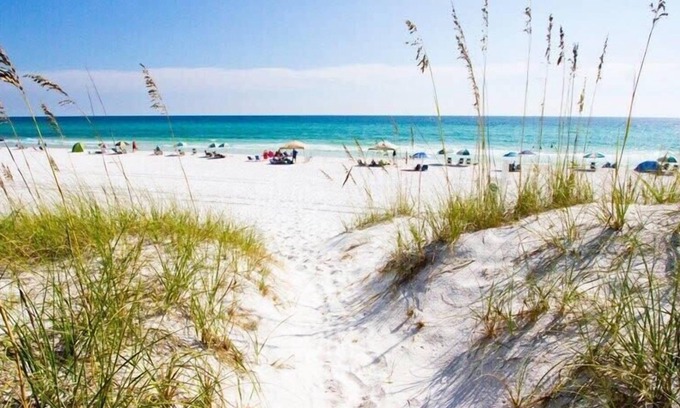 Seagrove Beach Condo | 2 Seasonally Heated Pools! 4 Bikes! Tennis Courts! 2-Minute Walk to the Beach!