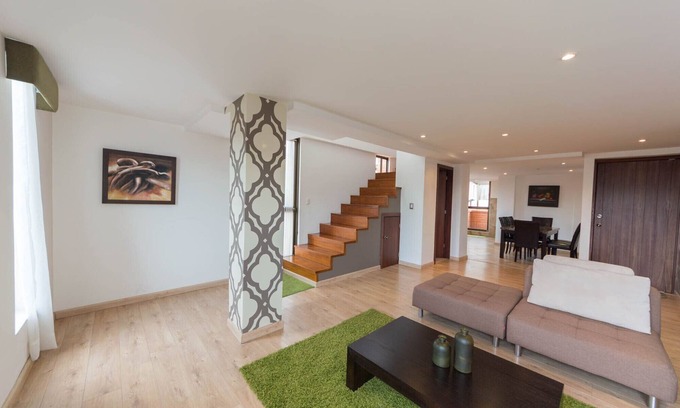 Cuenca Condo | 2 Story Fully Furnished Metropolitan City View Condo