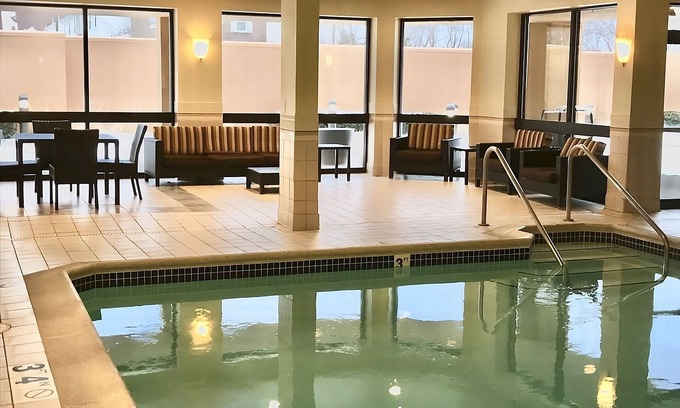 West Dundee Resort | 2 Units Close to Spring Hill Mall, FREE Parking, Indoor Pool, Pet-Friendly!