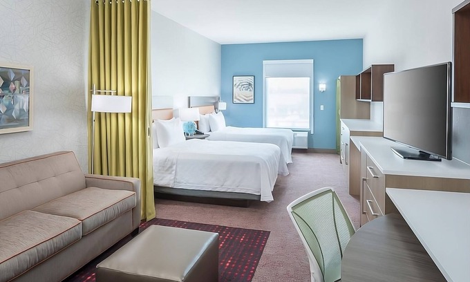 Airport North Hotel | 2 Units | Spacious Hotel Suite near MCO | Kitchenette | Gym