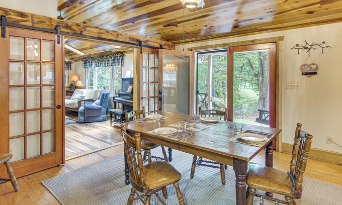 Skyland Cottage | 20-acre Cabin w/Pond: 6 Mi to River Arts District