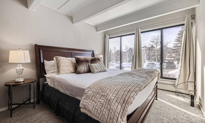 Dillon Condo | 20% Off July! Walk to Lake, Dining, Amphitheater. Pool (Summer), Hot Tub, Sauna, Quiet End Unit!