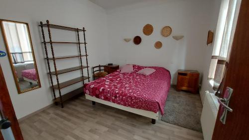 Verdun Apartment | 20 Rue Châtel