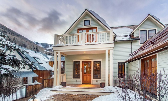 Telluride House | 211 A SOUTH OAK - Luxury Home, Downtown Telluride, Steps away from the GONDOLA!