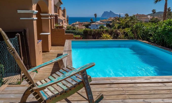 San Roque Villa | 2166-Villa with garden, private pool, barbecue
