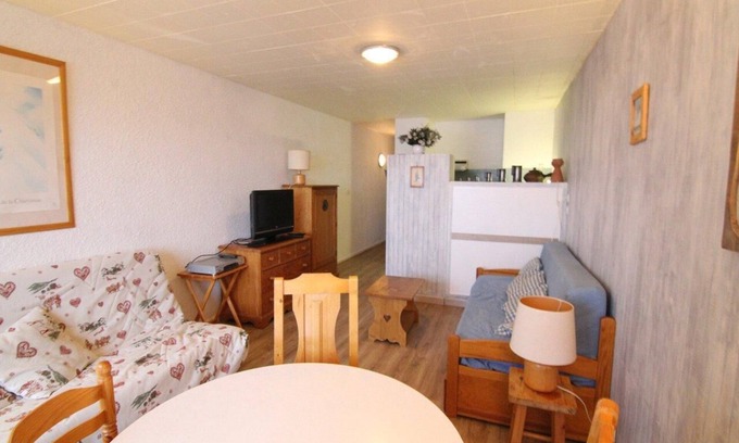Cognet Apartment | 220m from ski slopes, 1st floor, tv, ski locker, 29m², Alpe d'Huez